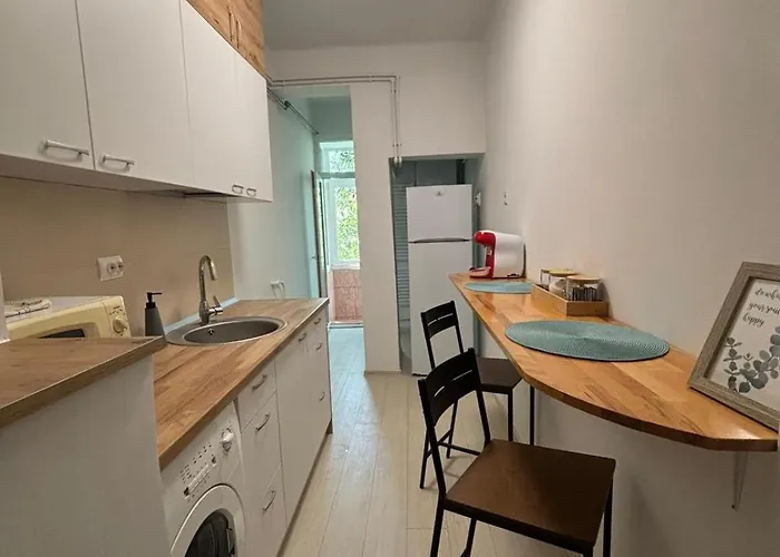 Ami 2 Centru * コンスタンツァ